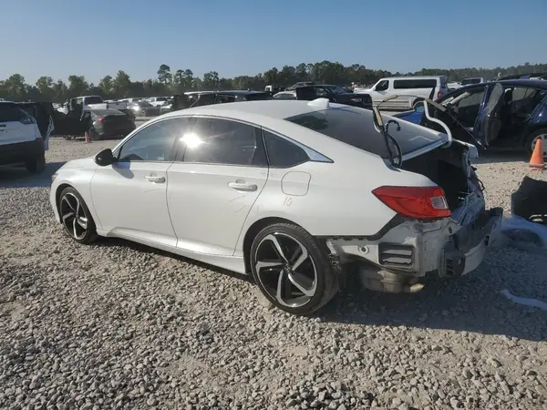 1HGCV1F37KA050902 2019 HONDA ACCORD - Image 2