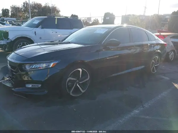 1HGCV1F37KA061351 2019 HONDA ACCORD - Image 2