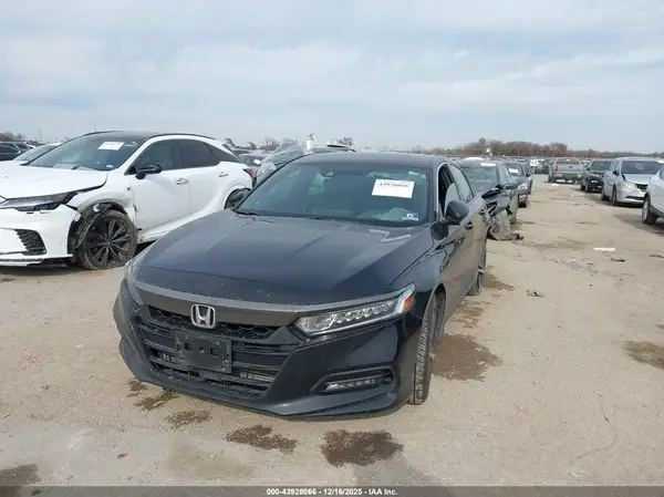 1HGCV1F37KA109107 2019 HONDA ACCORD - Image 2