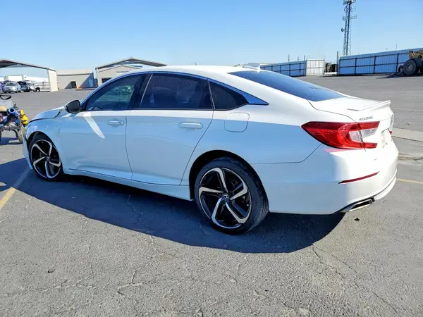 1HGCV1F37KA132788 2019 HONDA ACCORD - Image 2