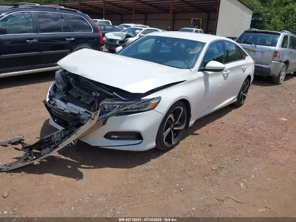 1HGCV1F37KA134718 2019 HONDA ACCORD - Image 2