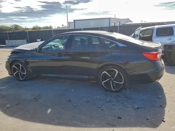 1HGCV1F37KA142222 2019 HONDA ACCORD - Image 2