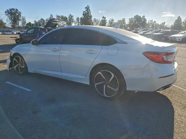 1HGCV1F37KA160705 2019 HONDA ACCORD - Image 2