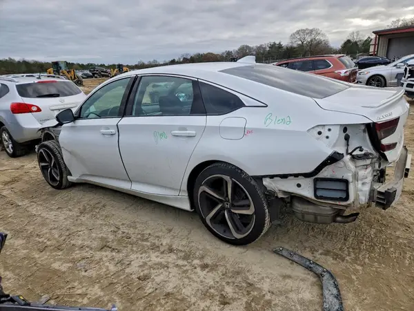 1HGCV1F37KA173597 2019 HONDA ACCORD - Image 2