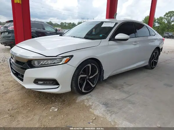 1HGCV1F37KA175978 2019 HONDA ACCORD - Image 2