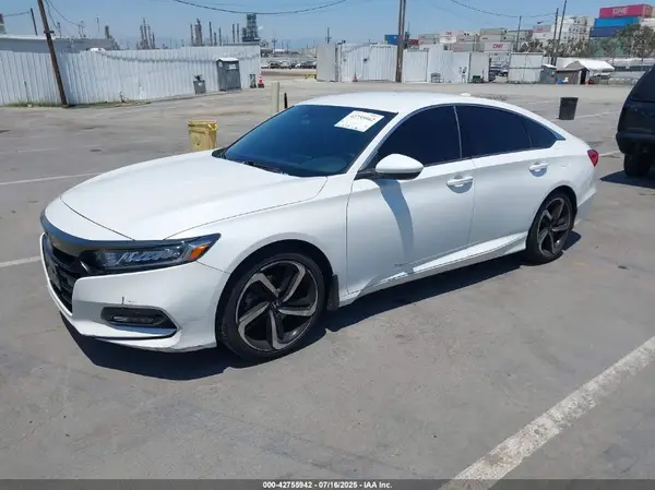 1HGCV1F37LA086252 2020 HONDA ACCORD - Image 2