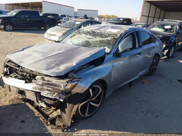 1HGCV1F37LA097977 2020 HONDA ACCORD - Image 2