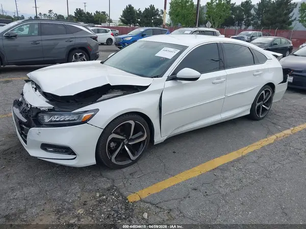 1HGCV1F37LA130833 2020 HONDA ACCORD - Image 2