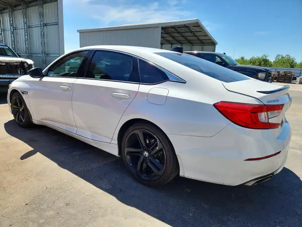 1HGCV1F37MA081084 2021 HONDA ACCORD - Image 2