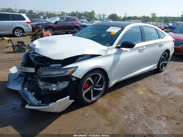 1HGCV1F37NA009447 2022 HONDA ACCORD - Image 2