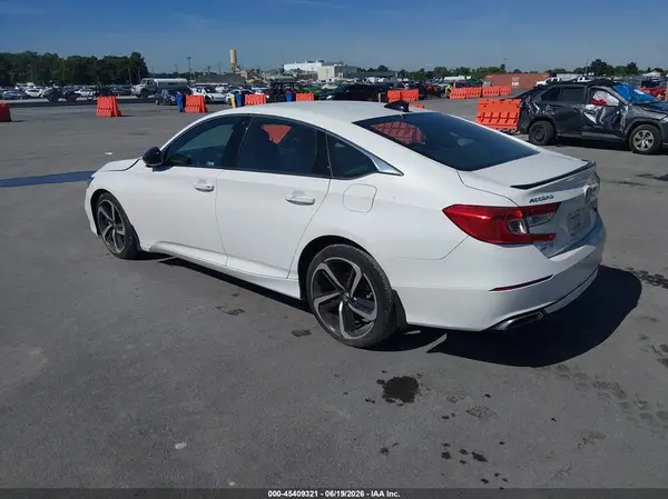 1HGCV1F37NA018214 2022 HONDA ACCORD - Image 2