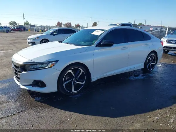 1HGCV1F37NA024384 2022 HONDA ACCORD - Image 2