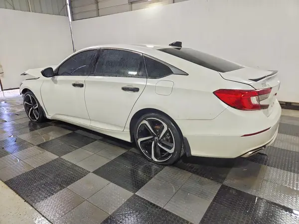 1HGCV1F37NA061290 2022 HONDA ACCORD - Image 2