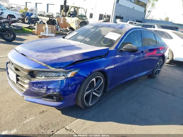 1HGCV1F37NA075254 2022 HONDA ACCORD - Image 2