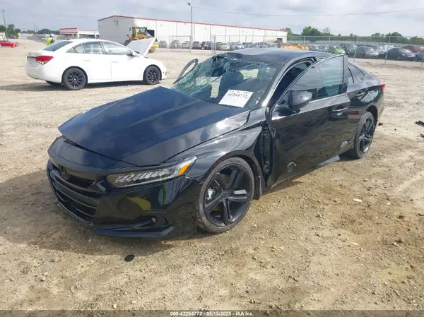 1HGCV1F37NA081667 2022 HONDA ACCORD - Image 2