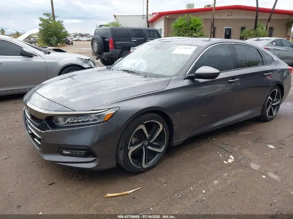 1HGCV1F38JA001318 2018 HONDA ACCORD - Image 2