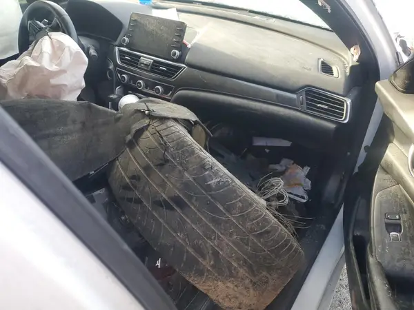 1HGCV1F38JA006003 2018 HONDA ACCORD - Image 8