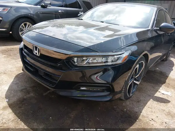 1HGCV1F38JA020497 2018 HONDA ACCORD - Image 2