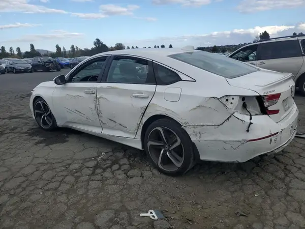 1HGCV1F38JA022153 2018 HONDA ACCORD - Image 2