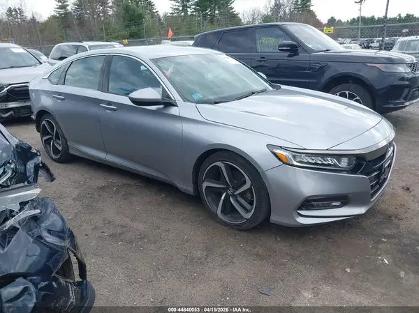 1HGCV1F38JA022492 2018 HONDA ACCORD - Image 1