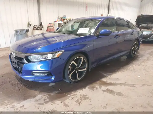 1HGCV1F38JA024176 2018 HONDA ACCORD - Image 2