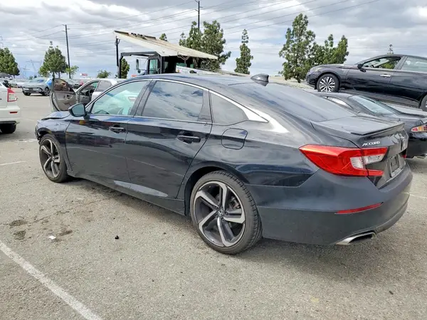 1HGCV1F38JA025652 2018 HONDA ACCORD - Image 2