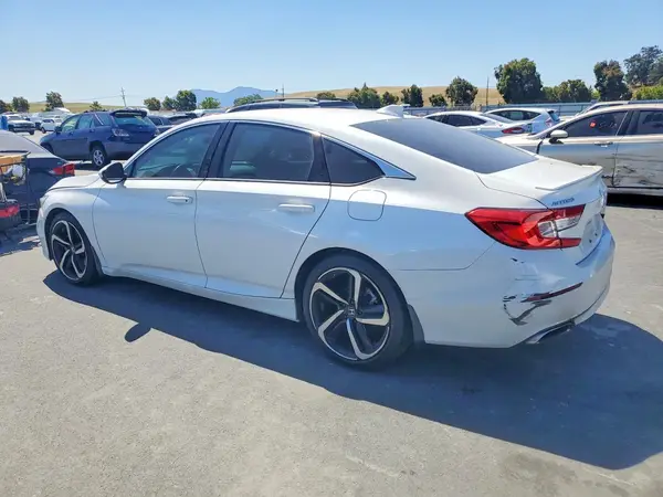 1HGCV1F38JA026347 2018 HONDA ACCORD - Image 2