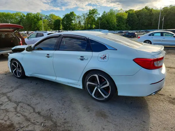 1HGCV1F38JA029510 2018 HONDA ACCORD - Image 2
