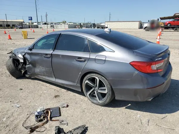 1HGCV1F38JA037381 2018 HONDA ACCORD - Image 2