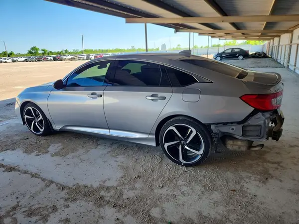 1HGCV1F38JA049613 2018 HONDA ACCORD - Image 2