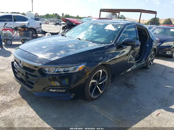 1HGCV1F38JA051619 2018 HONDA ACCORD - Image 2
