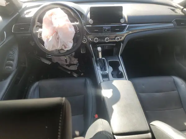 1HGCV1F38JA060689 2018 HONDA ACCORD - Image 8