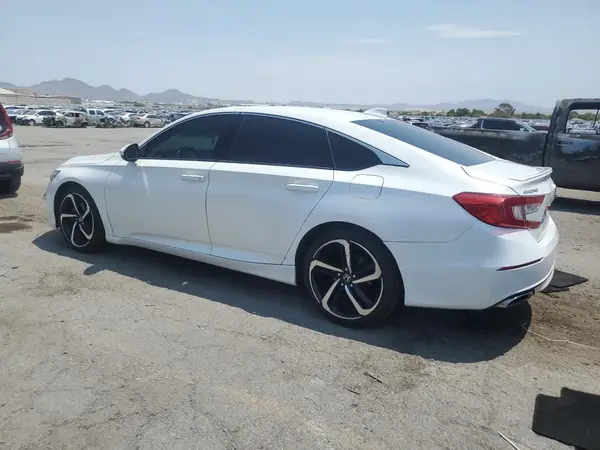 1HGCV1F38JA063110 2018 HONDA ACCORD - Image 2