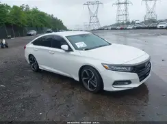 1HGCV1F38JA069845 2018 HONDA ACCORD