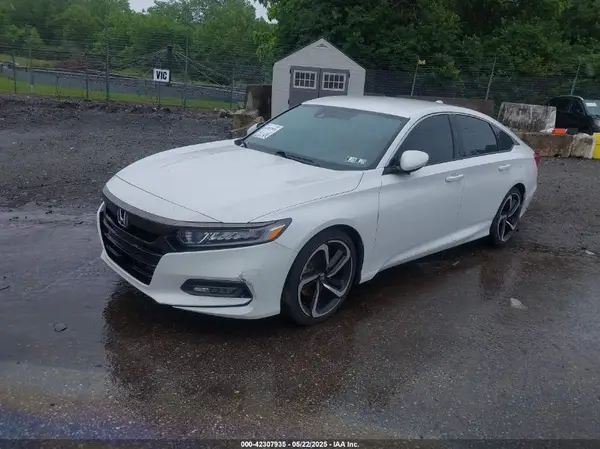 1HGCV1F38JA069845 2018 HONDA ACCORD - Image 2