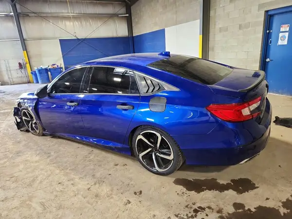 1HGCV1F38JA074575 2018 HONDA ACCORD - Image 2