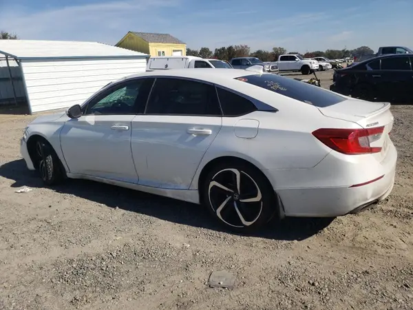 1HGCV1F38JA080649 2018 HONDA ACCORD - Image 2