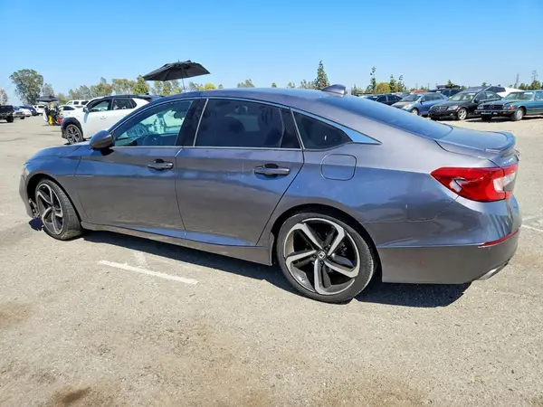 1HGCV1F38JA087617 2018 HONDA ACCORD - Image 2