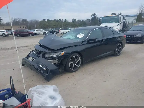 1HGCV1F38JA087651 2018 HONDA ACCORD - Image 2