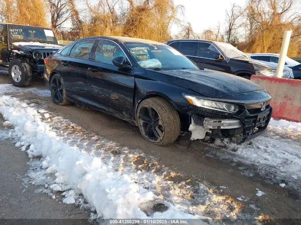 1HGCV1F38JA094390 2018 HONDA ACCORD - Image 1