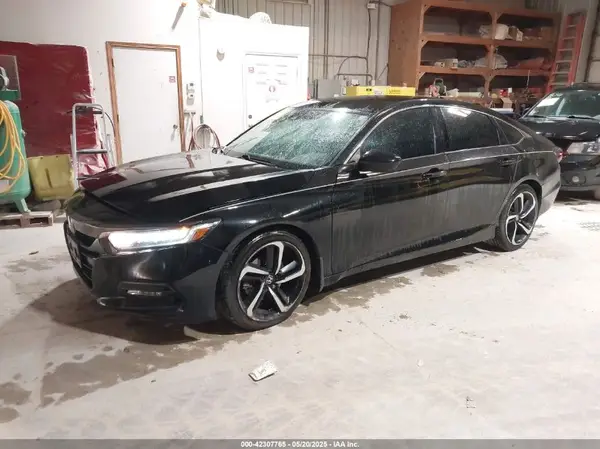 1HGCV1F38JA094437 2018 HONDA ACCORD - Image 2