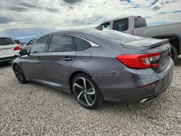 1HGCV1F38JA099332 2018 HONDA ACCORD - Image 2