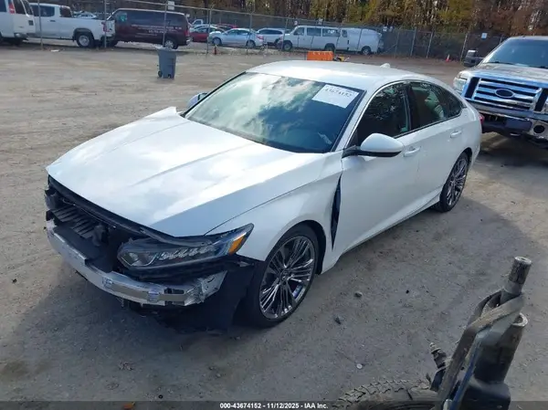 1HGCV1F38JA099671 2018 HONDA ACCORD - Image 2