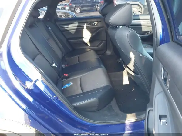 1HGCV1F38JA104285 2018 HONDA ACCORD - Image 8