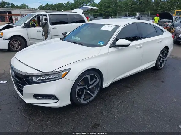 1HGCV1F38JA106327 2018 HONDA ACCORD - Image 2