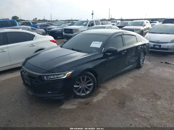 1HGCV1F38JA117652 2018 HONDA ACCORD - Image 2