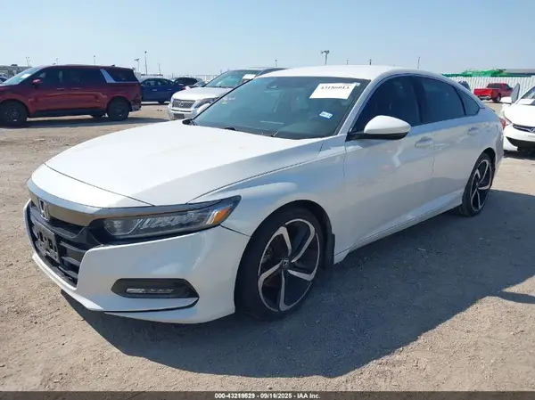 1HGCV1F38JA128537 2018 HONDA ACCORD - Image 2