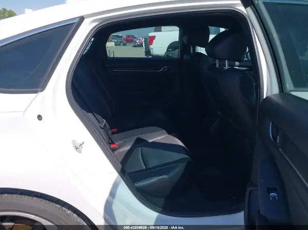 1HGCV1F38JA128537 2018 HONDA ACCORD - Image 8