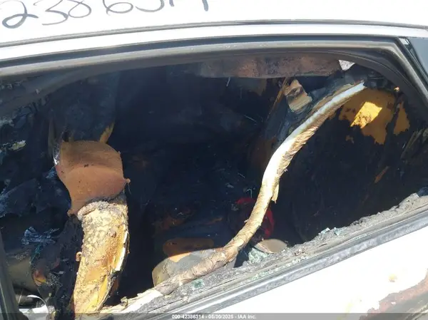 1HGCV1F38JA128585 2018 HONDA ACCORD - Image 8