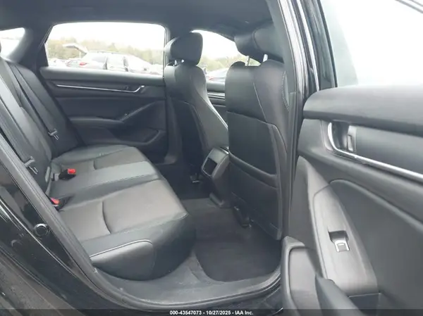 1HGCV1F38JA133821 2018 HONDA ACCORD - Image 8